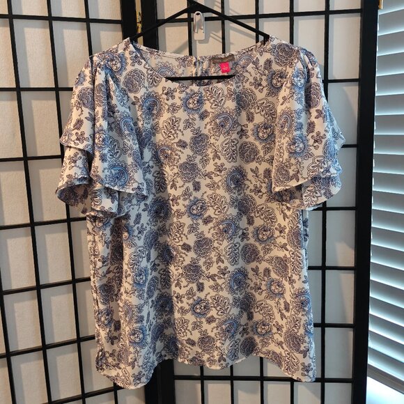 Vince Camuto Blue Floral Ruffle Short Sleeve Blouse Top - Size L - Picture 1 of 7
